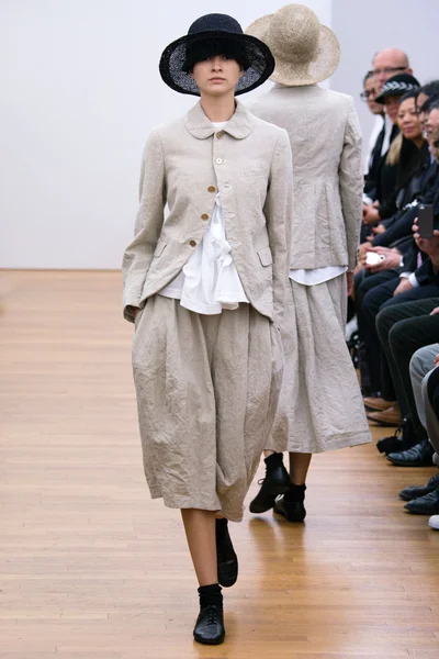Look 33